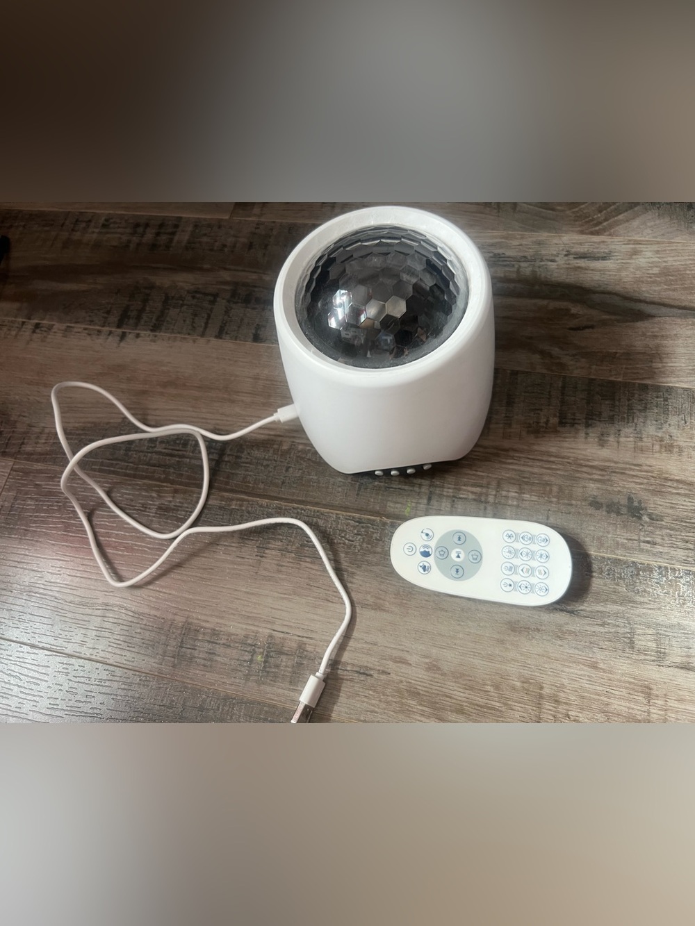 Projector Night Light - Picture 8 of 9